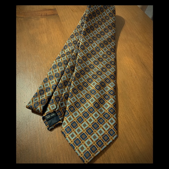 Men’s tie - Picture 1 of 2